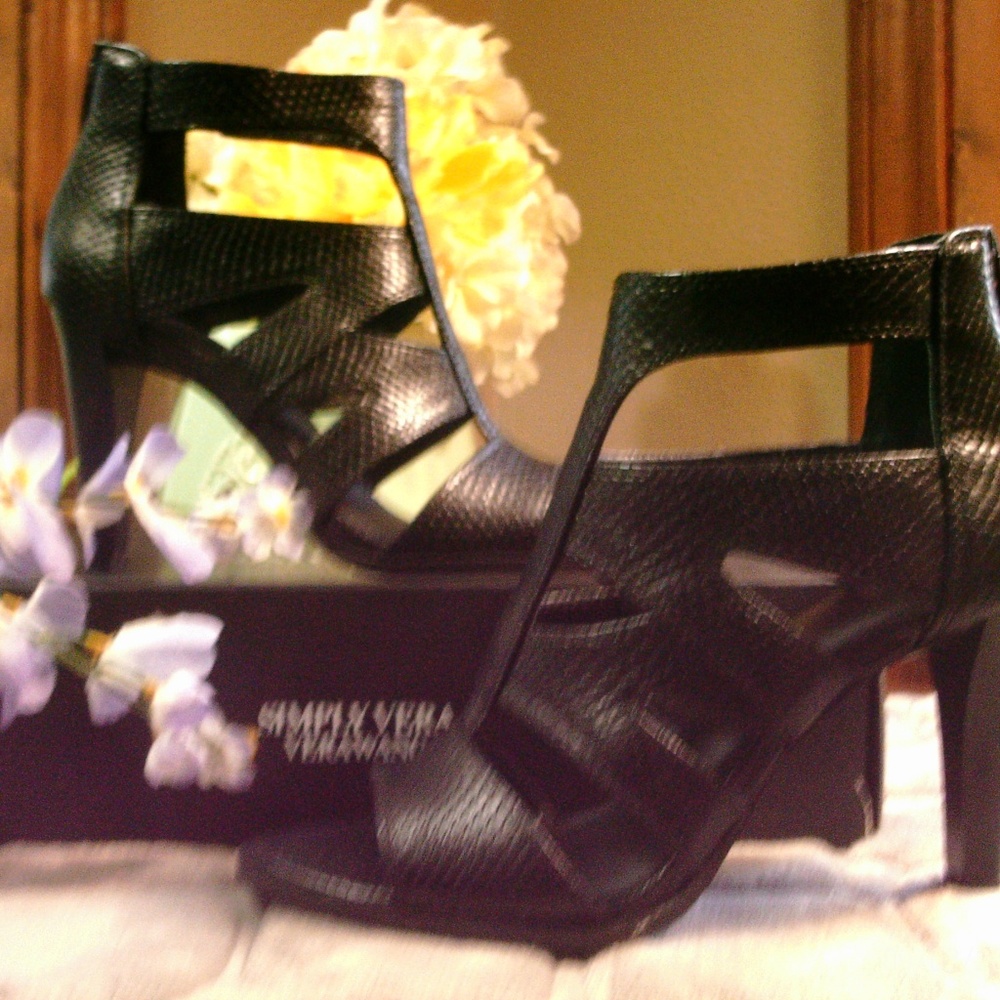 Simply Vera Vera Wang Shoes - Picture 6 of 6